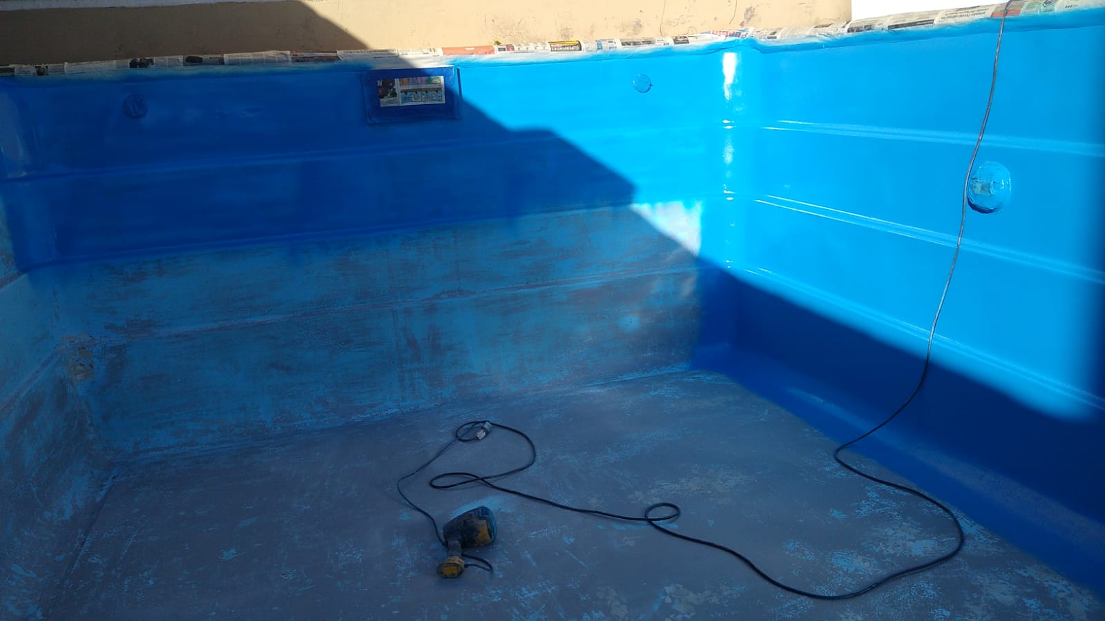 Pileta residencial renovada